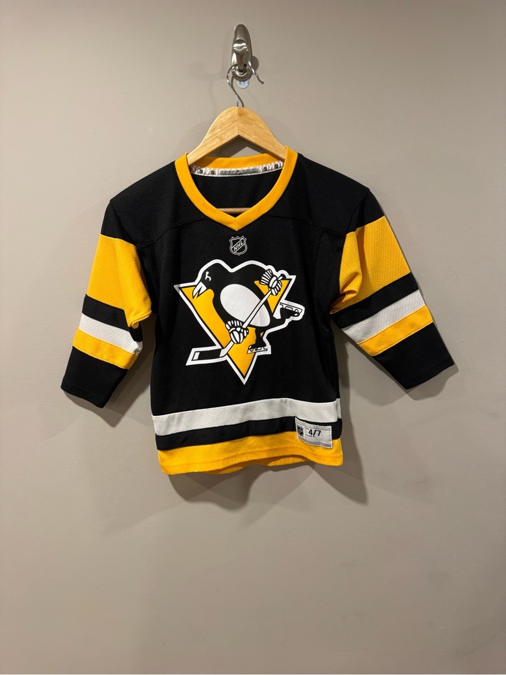 NHL Pittsburg Penguins Hockey Jersey